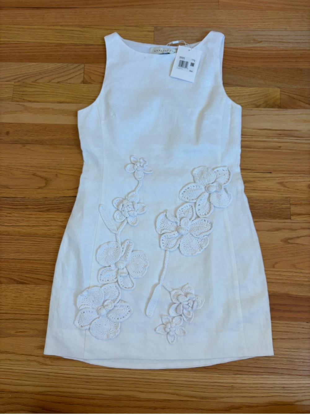 Endless Rose White Sleeveless Floral Appliqué Dress